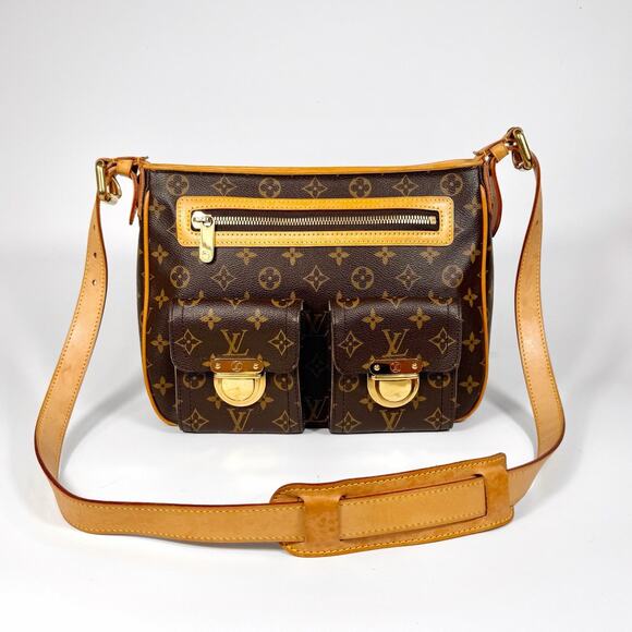 Louis Vuitton Monogram Hudson GM - Picture 2 of 15